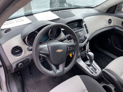 2015 Chevrolet Cruze LS Auto