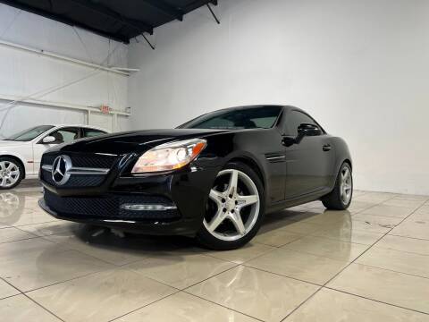 2015 Mercedes-Benz SLK for sale at ROADSTERS AUTO in Houston TX