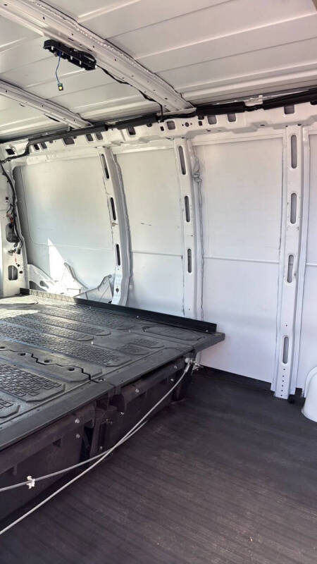 2020 Chevrolet Express 2500