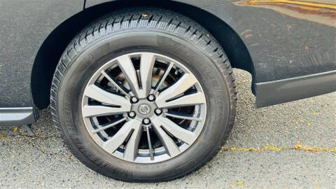 2019 Nissan Pathfinder SL