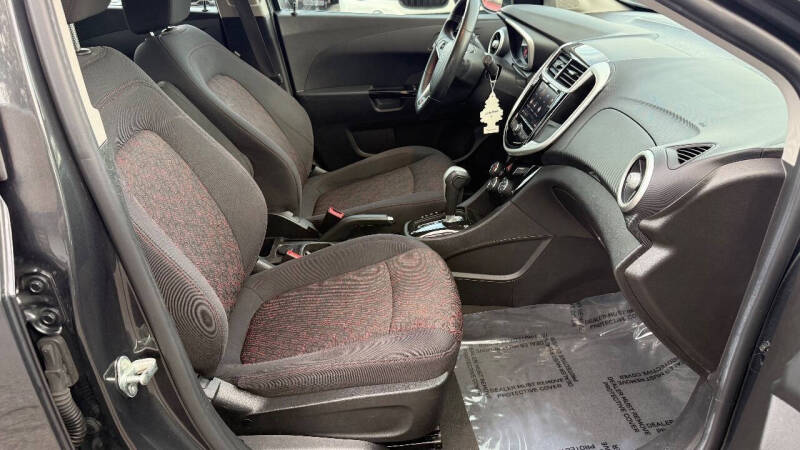 2020 Chevrolet Sonic LT