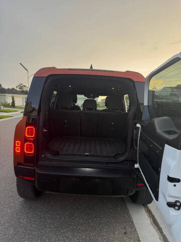 2024 Land Rover Defender 110 P300 S