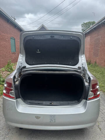 2011 Nissan Sentra 2.0 SR