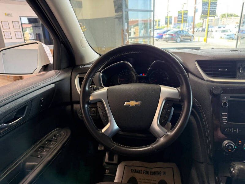 2017 Chevrolet Traverse LT