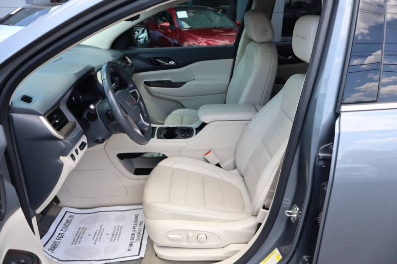 2021 GMC Acadia Denali