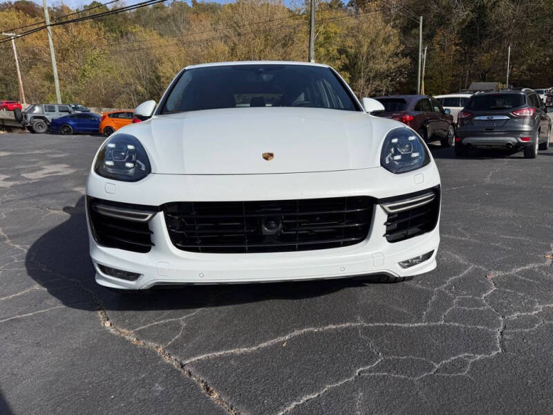 2017 Porsche Cayenne Turbo