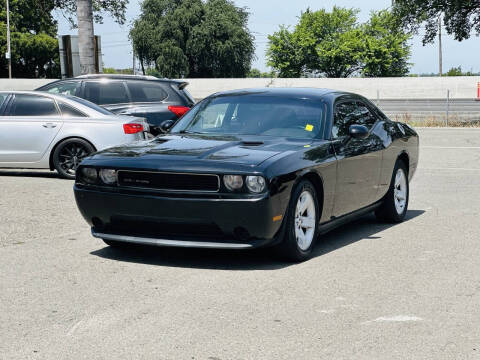2014 Dodge Challenger SXT