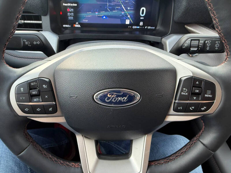 2025 Ford Explorer Active