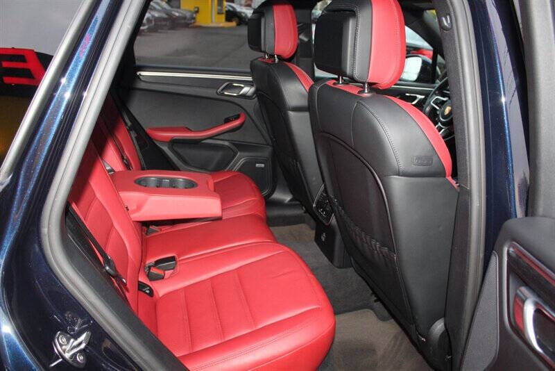 2021 Porsche Macan GTS