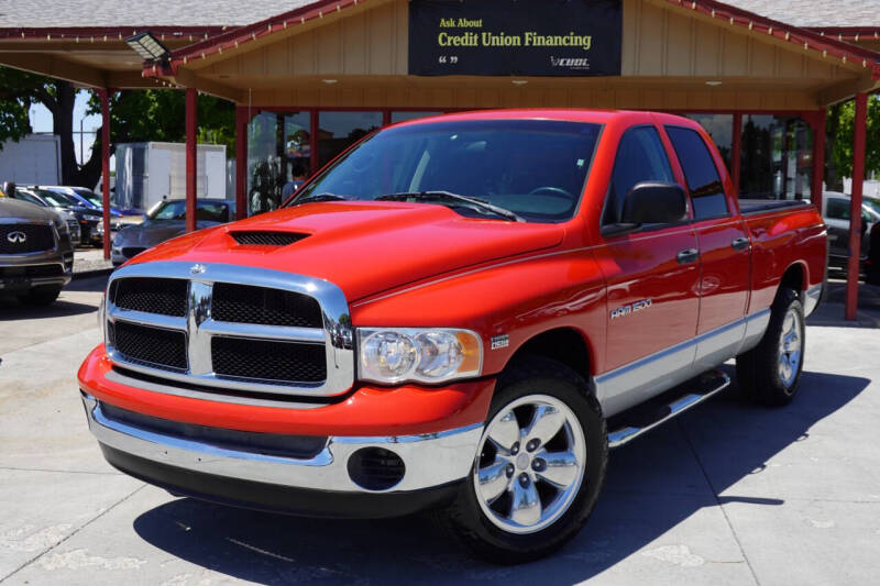 2004 Dodge Ram 1500 SLT