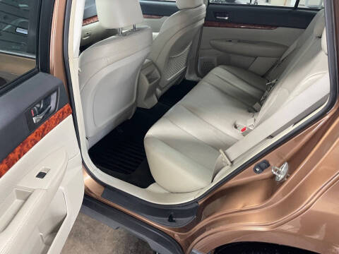 2011 Subaru Outback 2.5i Limited