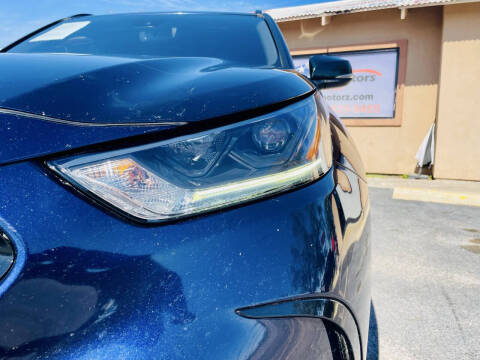 2022 Toyota Highlander XSE