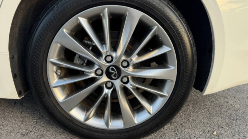 2021 Infiniti Q50 Luxe