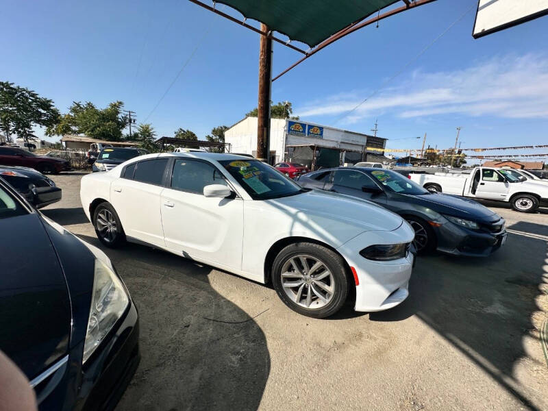 2015 Dodge Charger SXT