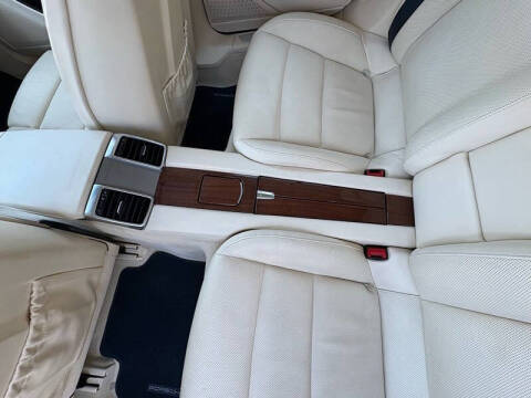 2011 Porsche Panamera 4