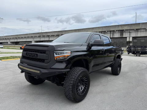 2015 Toyota Tundra SR5