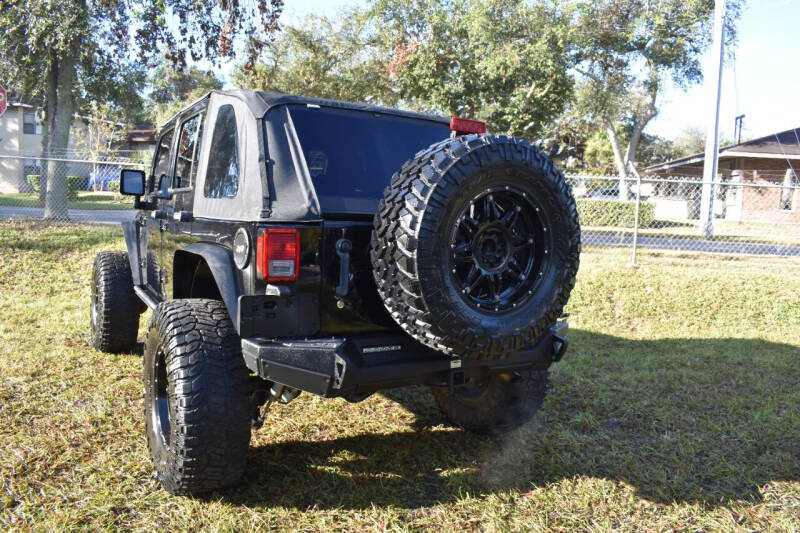 2012 Jeep Wrangler Unlimited Sport photo 3