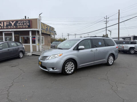 2014 Toyota Sienna Limited 7-Passenger