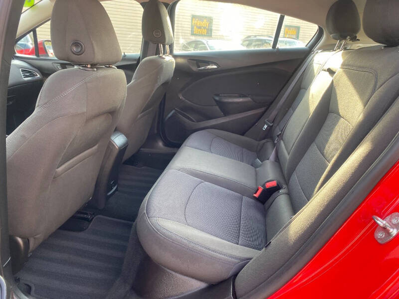 2017 Chevrolet Cruze LT Auto