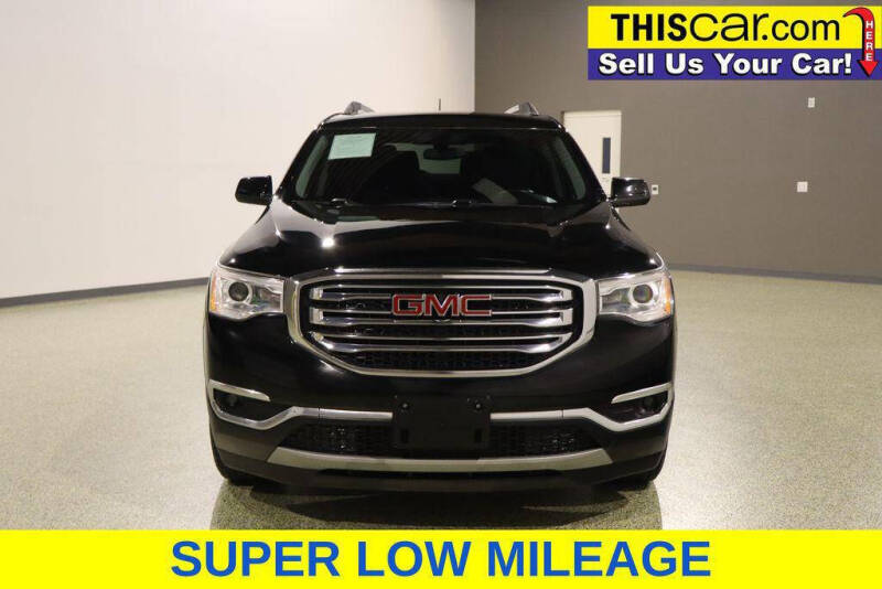 2017 GMC Acadia SLE-2