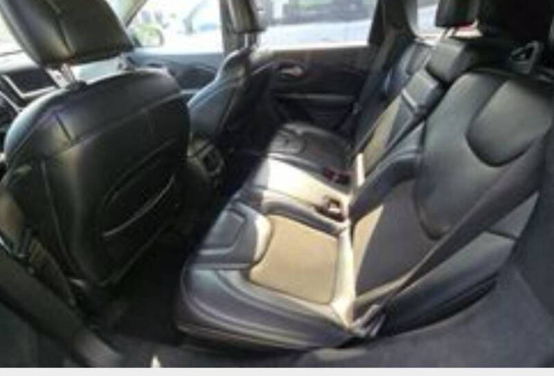 2019 Jeep Cherokee Altitude