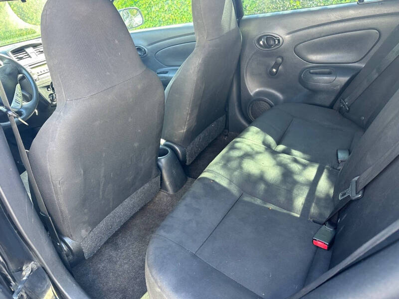 2015 Nissan Versa 1.6 S