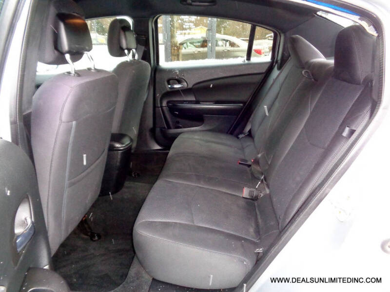 2014 Chrysler 200 LX