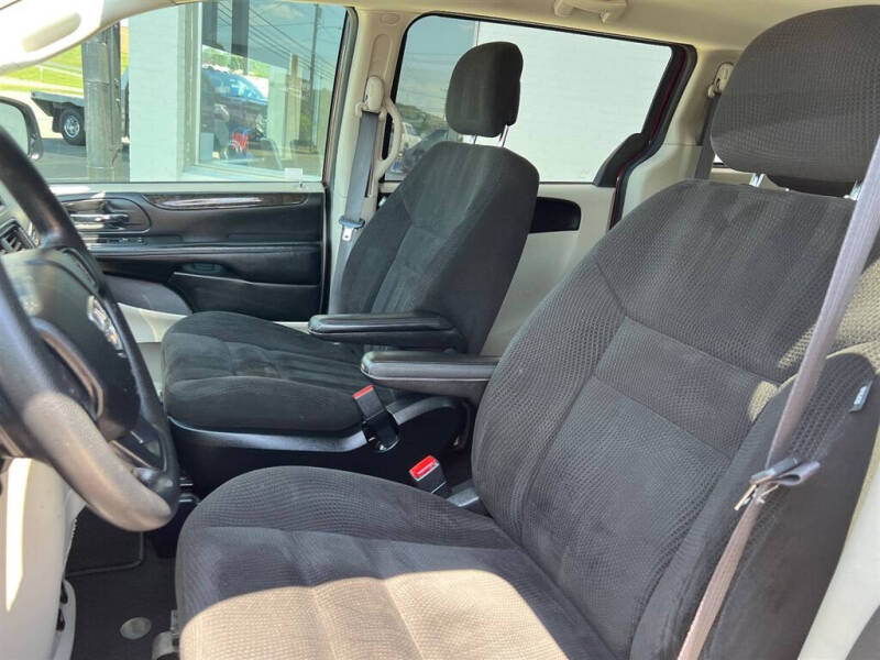 2017 Dodge Grand Caravan SE