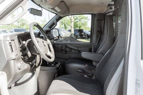 2024 Chevrolet Express 2500