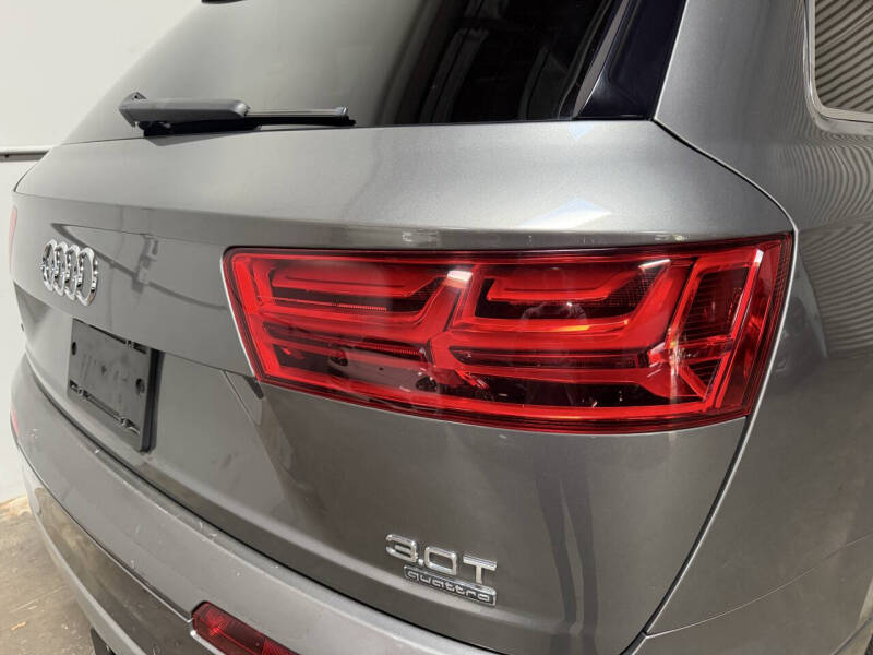 2017 Audi Q7 3.0T quattro Premium Plus