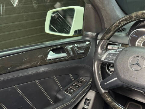 2015 Mercedes-Benz GL-Class GL 63 AMG