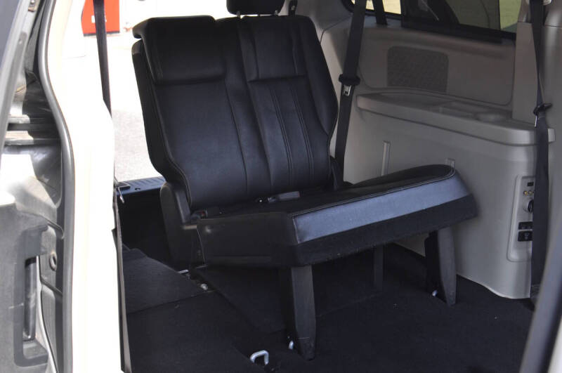 2015 Chrysler Town and Country Touring