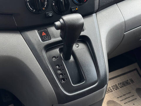 2021 Nissan NV200 SV