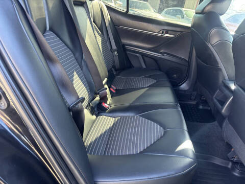 2022 Toyota Camry SE