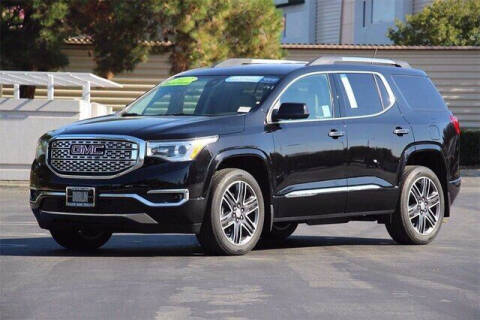 2017 GMC Acadia Denali