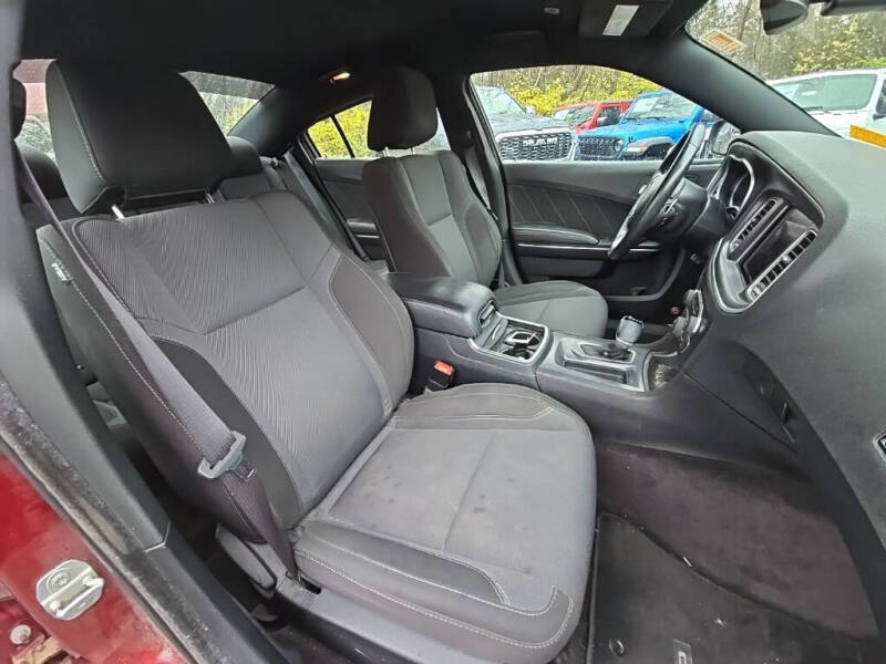 2017 Dodge Charger SXT