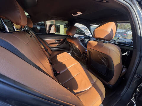 2017 BMW 3 Series 330i