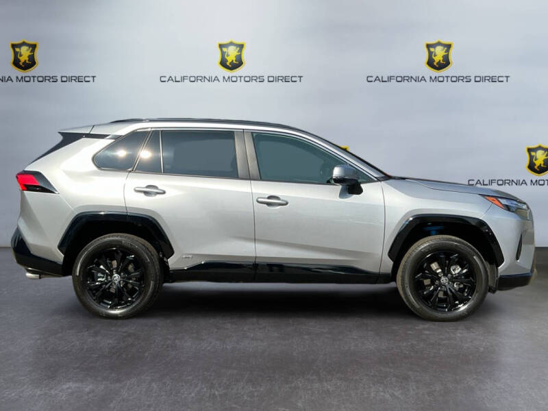 2023 Toyota RAV4 Hybrid SE