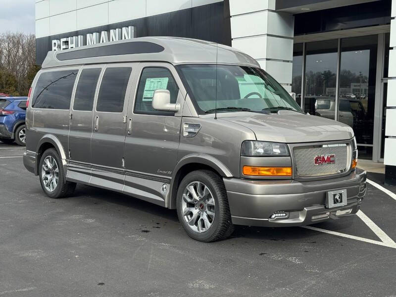 2025 GMC Savana 2500