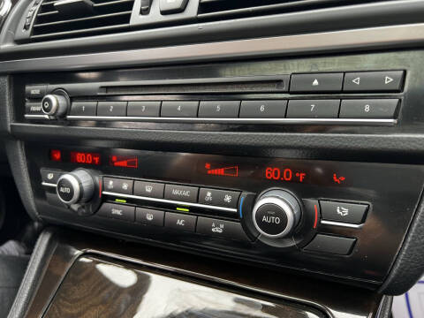 2014 BMW 5 Series 528i