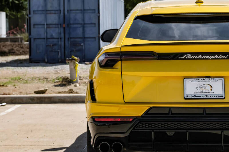 2024 Lamborghini Urus S