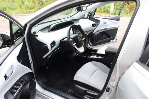 2017 Toyota Prius Three