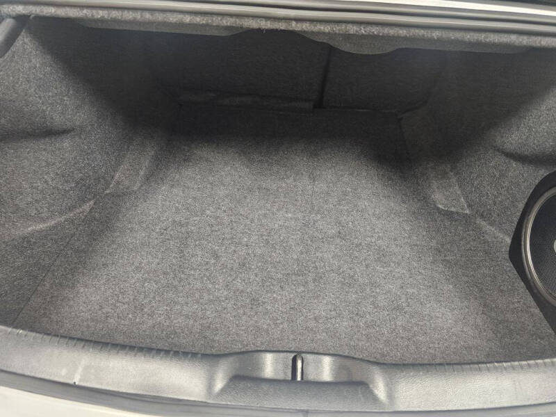 2023 Chrysler 300 S V6