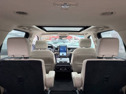2024 Ford Expedition Platinum