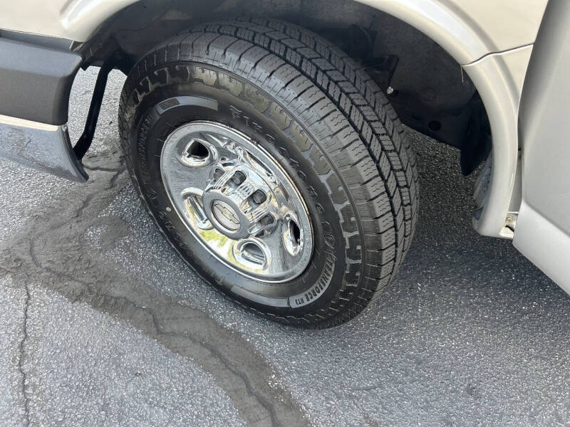 2008 Chevrolet Express LS 3500