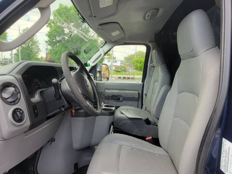 2012 Ford E-Series E-250