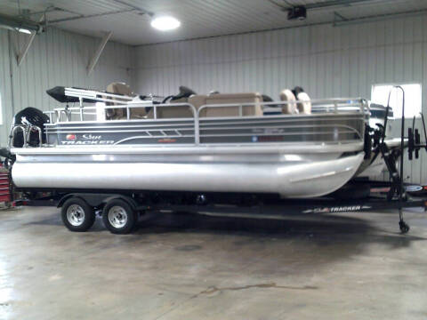 2023 Tracker Fishin' Barge 20 DLX for sale at Borgmann Auto Sales in Norfolk NE