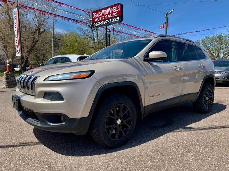 2014 Jeep Cherokee for sale at Dealswithwheels in Inver Grove Heights MN
