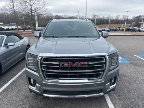 2023 GMC Yukon SLT