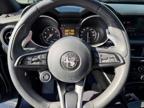 2023 Alfa Romeo Stelvio Veloce